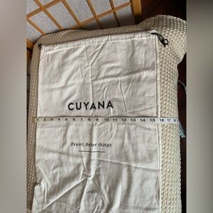 Cuyana White Drawstring Dustbag